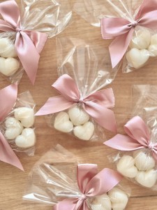 Mydełka serduszka w celofanie ze wstążką na PODZIĘKOWANIA - ślub, panieński, baby shower, chrzciny, chrzest, dla nauczycieli, urodziny, uroczystości, podziękowanie, I komunia święta